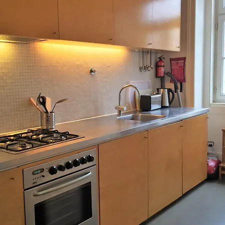 B2 Beautiful Sunny Loft Bairro Alto - Bica