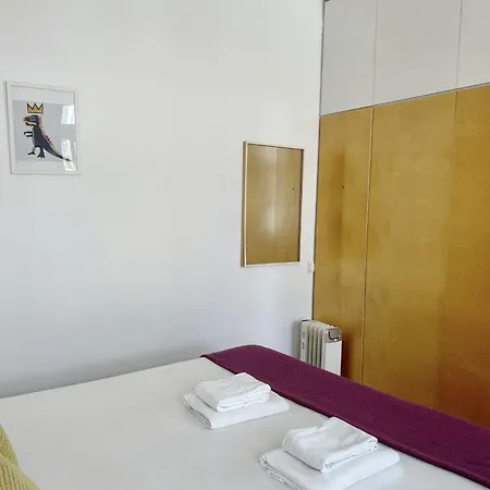 B2 Beautiful Sunny Loft Bairro Alto - Bica * ליסבון
