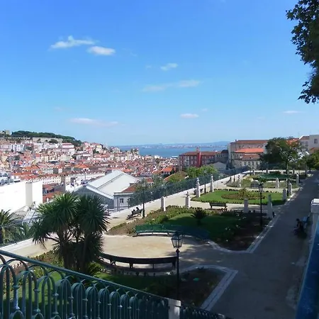 B2 Beautiful Sunny Loft Bairro Alto - Bica