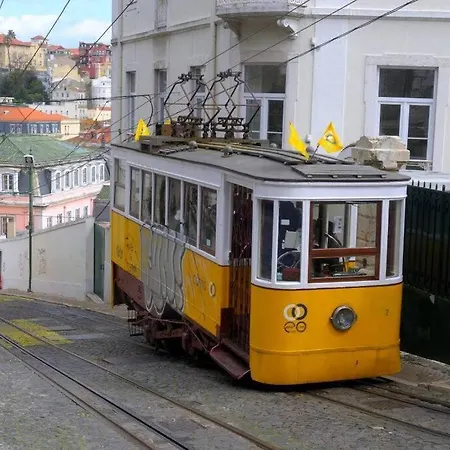 B2 Beautiful Sunny Loft Bairro Alto - Bica Apartment