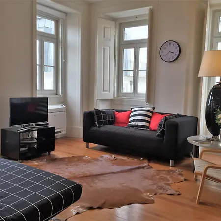 Apartment B2 Beautiful Sunny Loft Bairro Alto - Bica Lisbon