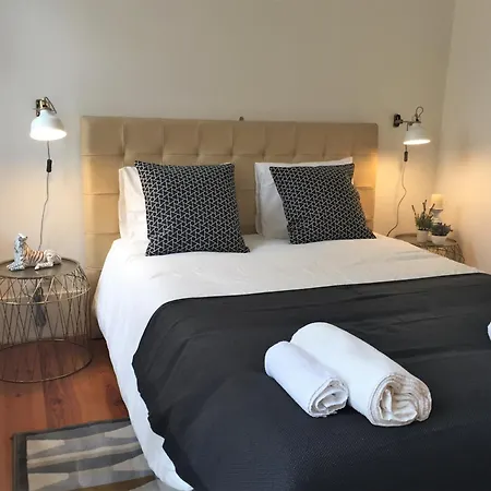 B2 Beautiful Sunny Loft Bairro Alto - Bica Lisbon