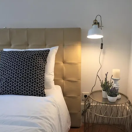 B2 Beautiful Sunny Loft Bairro Alto - Bica Apartment Lisbon