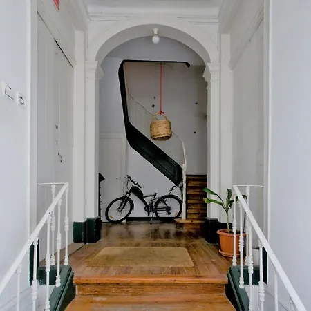 B2 Beautiful Sunny Loft Bairro Alto - Bica *
