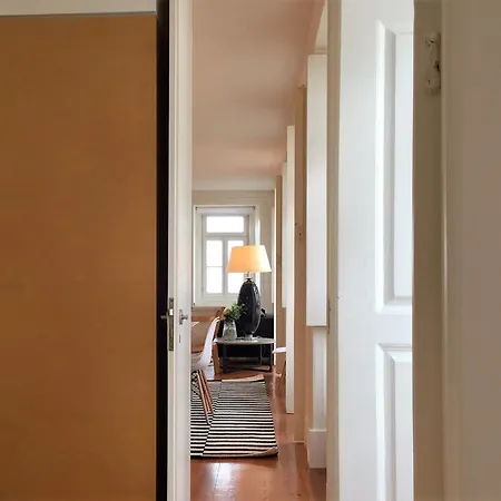 B2 Beautiful Sunny Loft Bairro Alto - Bica *