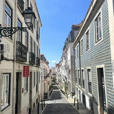 B2 Beautiful Sunny Loft Bairro Alto - Bica Apartment